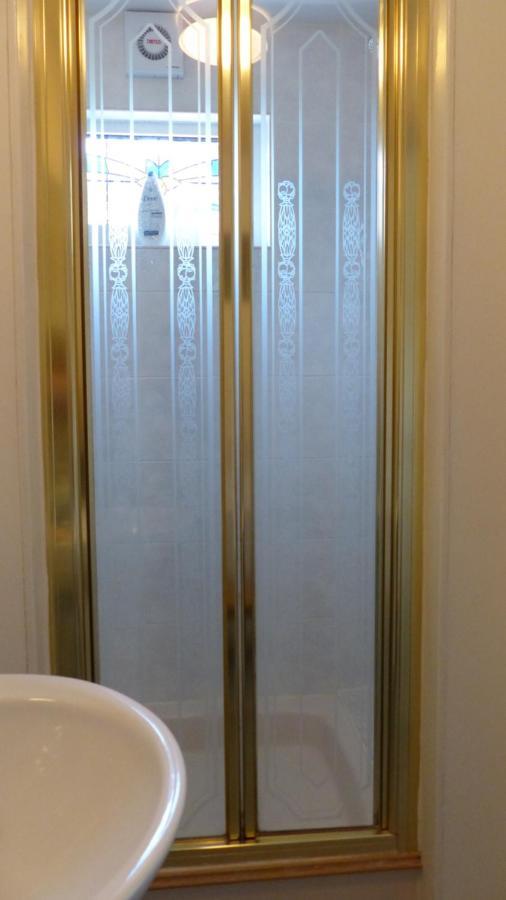 Relax In A 1 Bedroom Apartment Near A Country Pub Eyemouth Ngoại thất bức ảnh